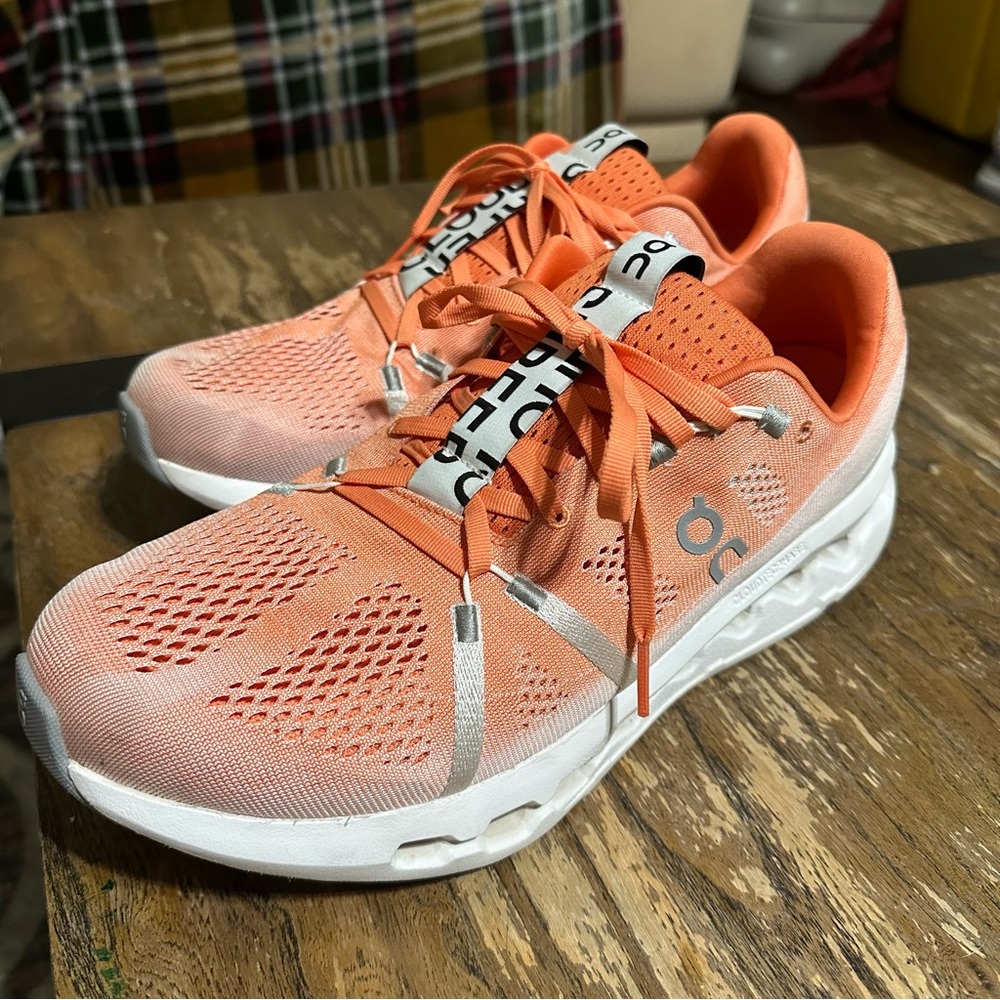 On Running Men’s Orange and White Cloud Surfer Shoes 11.5